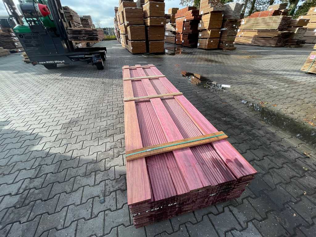 Purple Heart decking boards 21x145mm, length 275cm (55x)