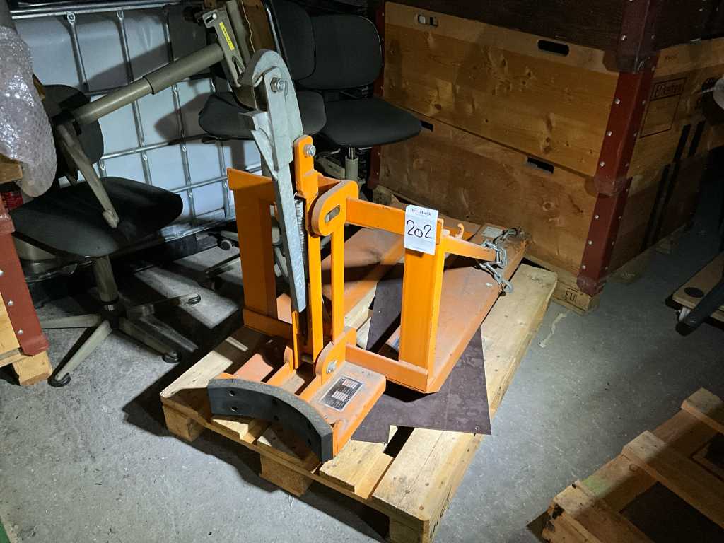 2002 Drum lifter to stacker