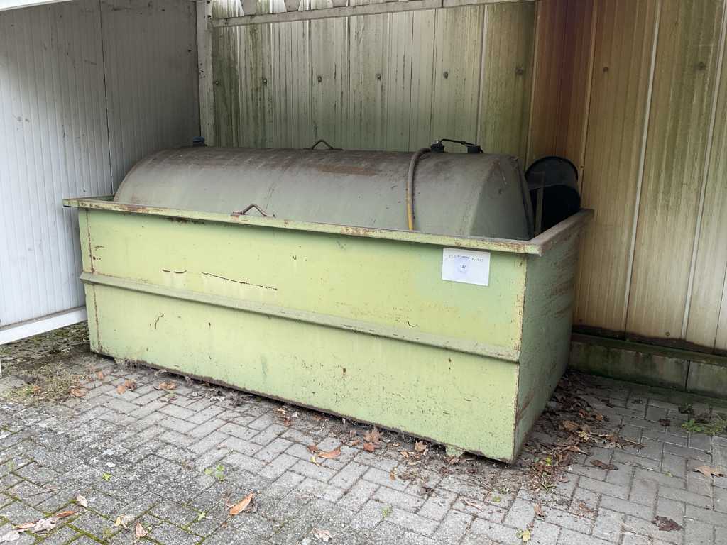 Diesel tank with drip tray