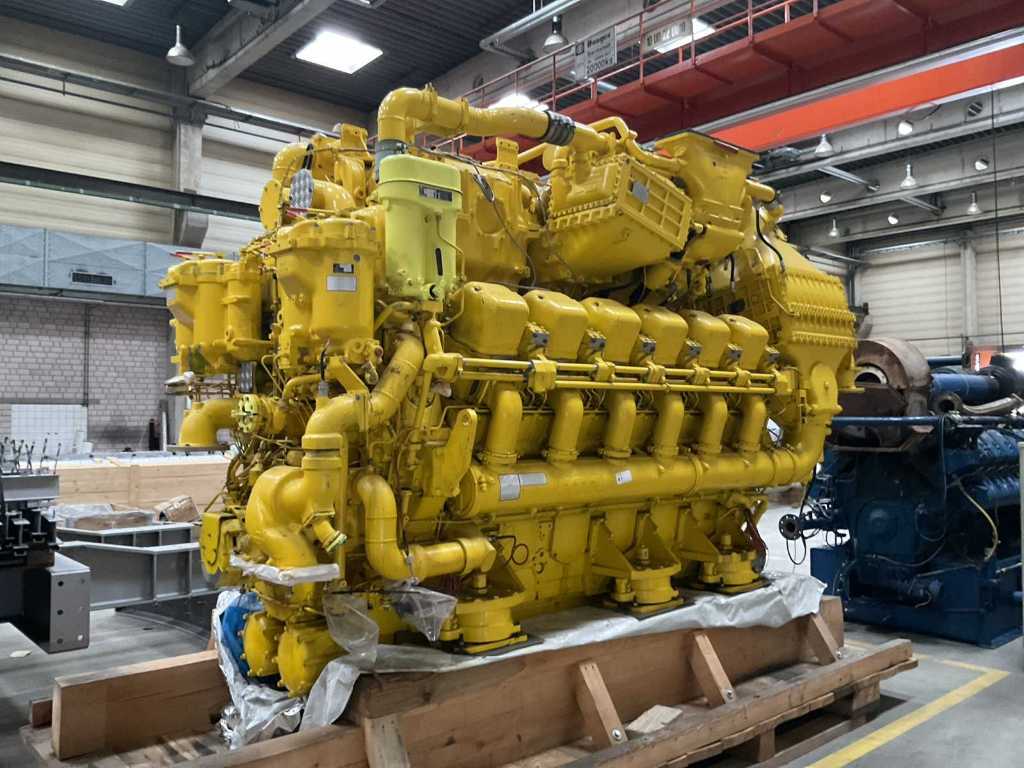 Engines and generators for ships, combined heat and power plants