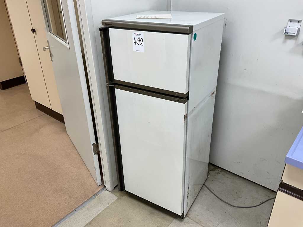 Réfrigérateur Bauknecht avec compartiment congélateur