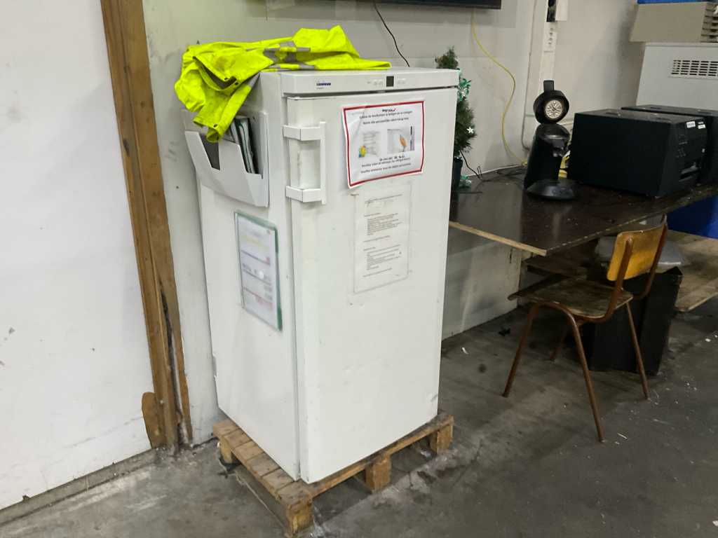 Liebherr Comfort K2620 Refrigerator