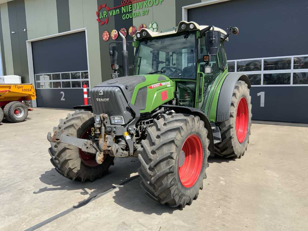 2020 Fendt 211SA Allrad-Traktor