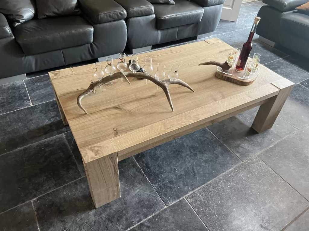 Tavolino in legno