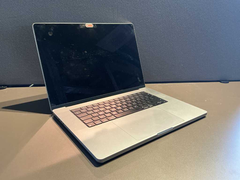 Laptop Apple Macbook pro 16 cali (A2485)