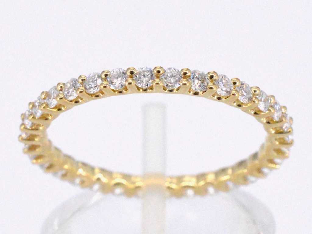 Inel de alianță din aur cu diamant tăiat strălucitor
