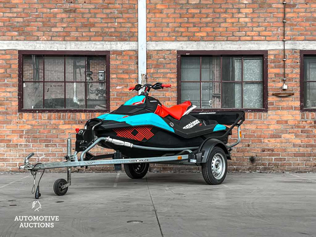 Seadoo Spark TRIXX Waterscooter 90pk 899cc 2018