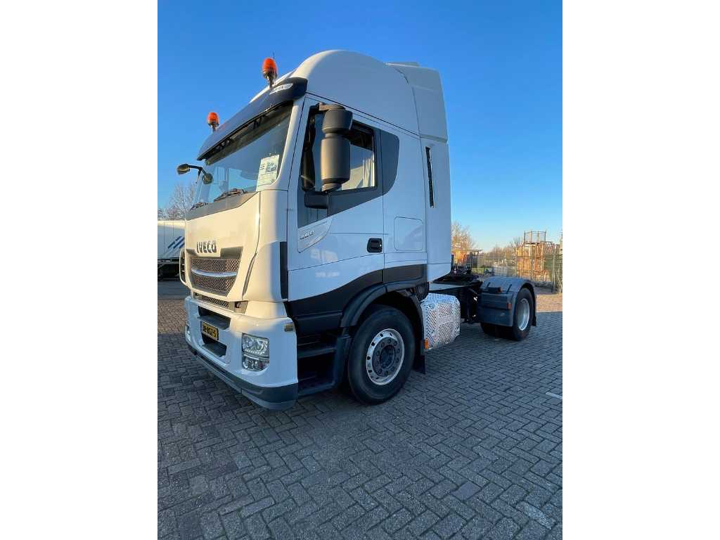 Iveco 460 Stralis AS440T/P Truck tractor unit 