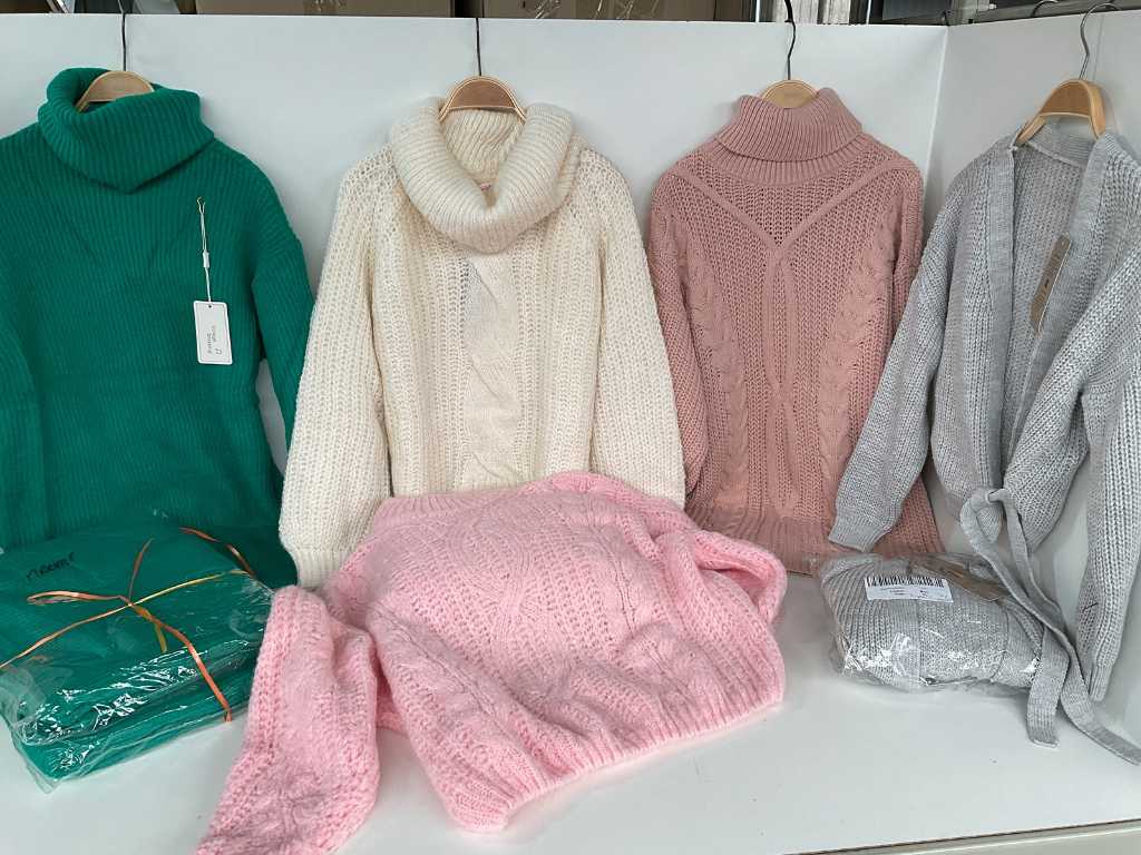 Sweaters & cardigans (9x)
