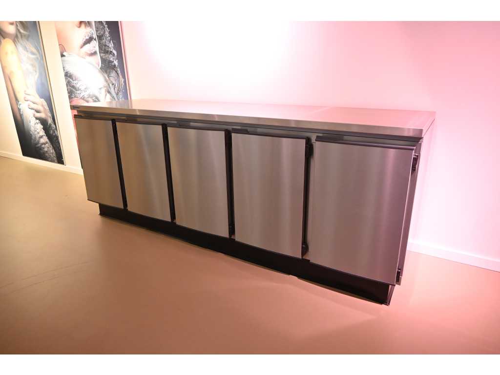 Smeva - Stainless steel Refrigerated workbench showroom model