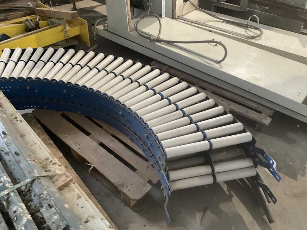 Batch of 90° roller conveyors