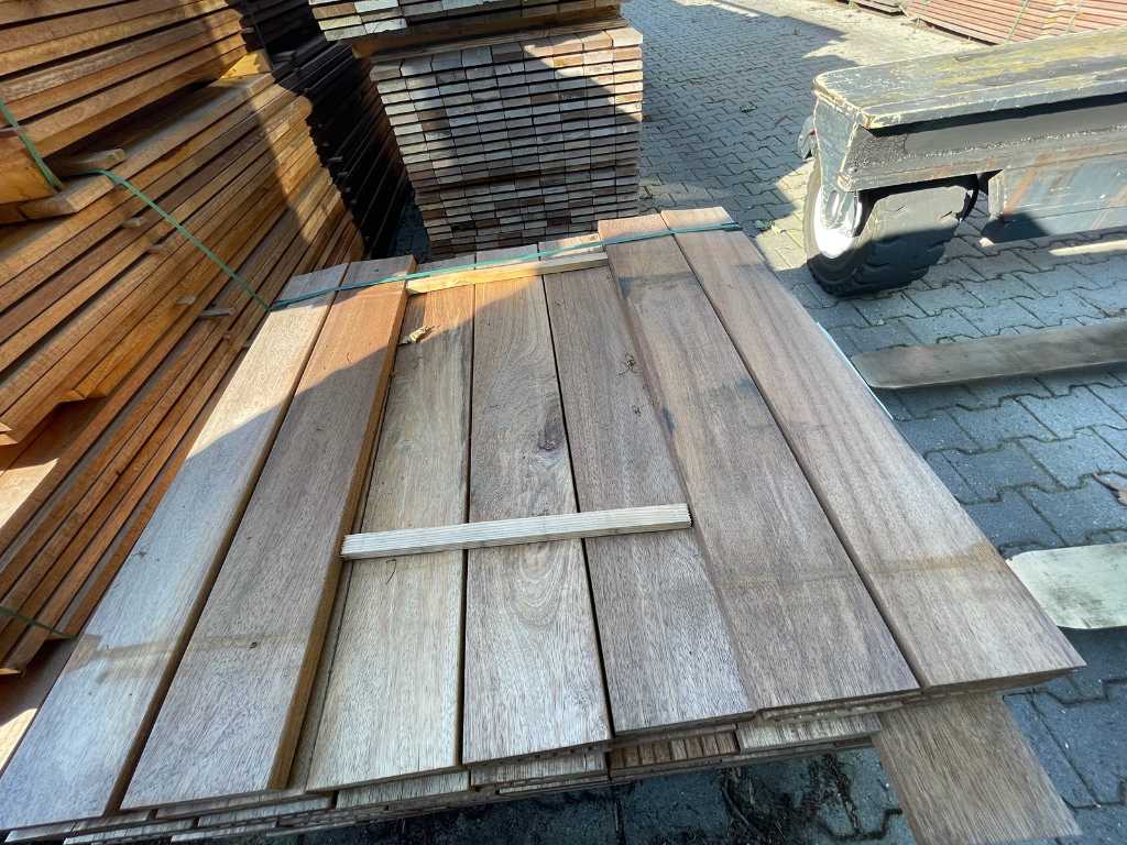Basralocus hardwood decking boards 28x145mm, length 95cm (102x)