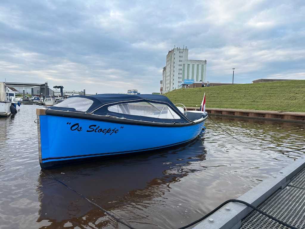 Waterborne 12 person Sloop v.v Yanmar 3 Cylinder Diesel and Bow thruster