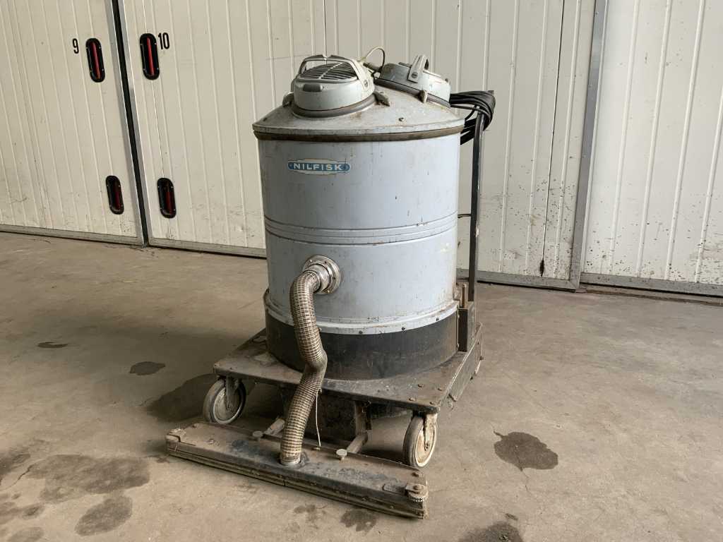 GS83-33436 Industrial vacuum cleaner