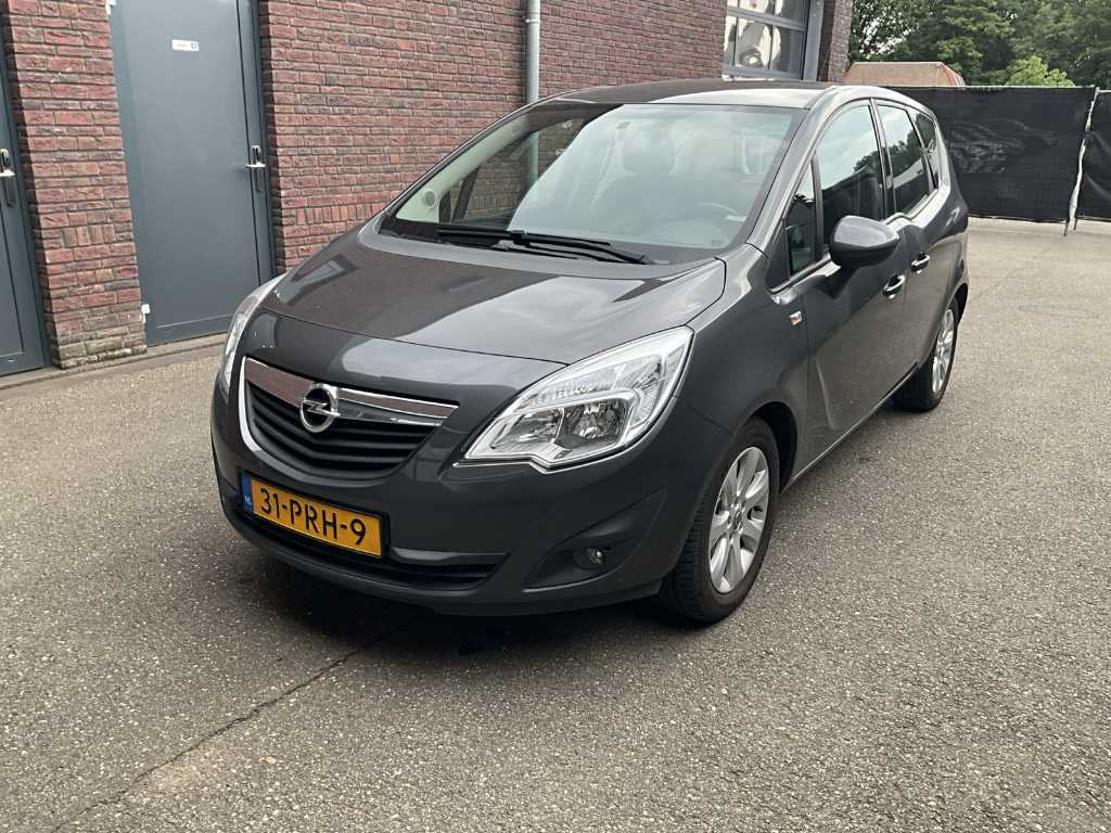 Opel Meriva Edition - Samochód osobowy