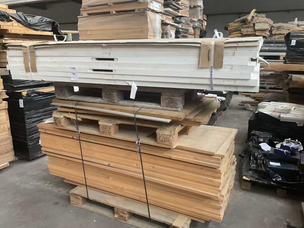 Batch of interior doors and construction timber