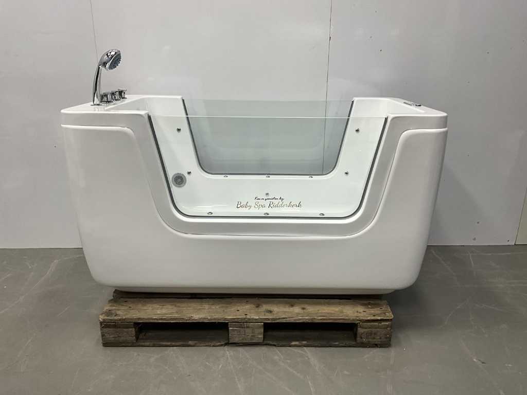 Baby Spa bath including accessories from bankruptcy (4x)