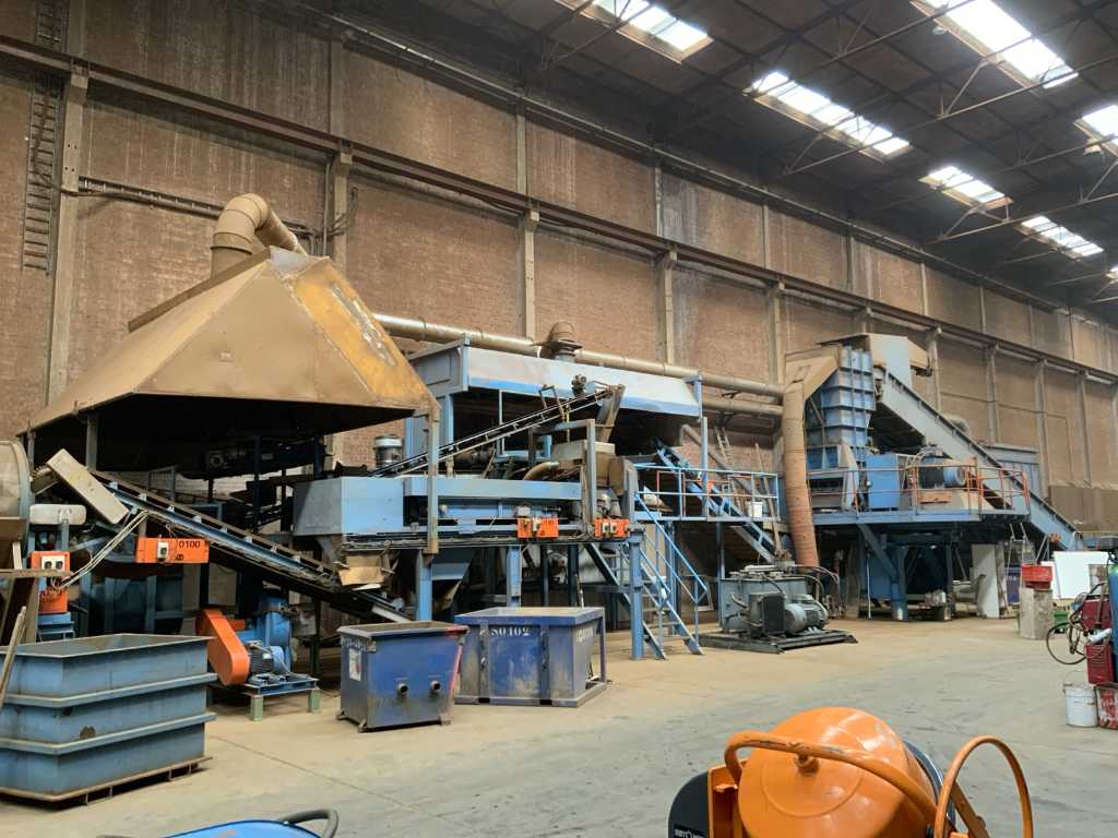 vaste installatie industriële metaal- shredder en sorteerden