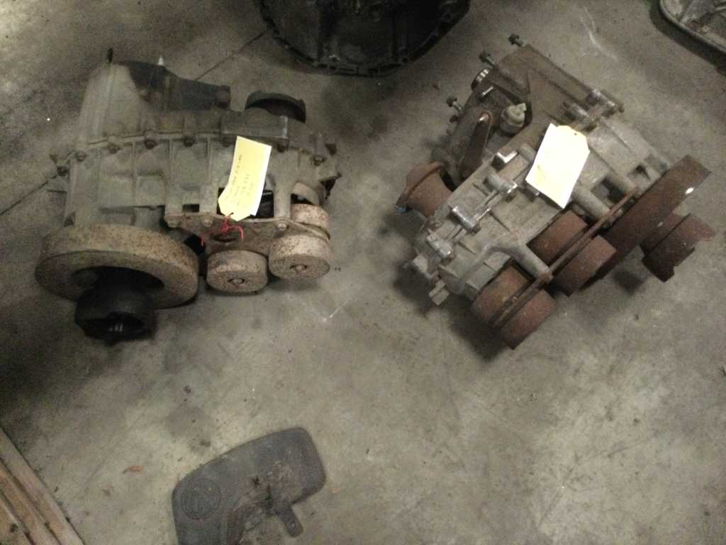 Transfer case (2x)