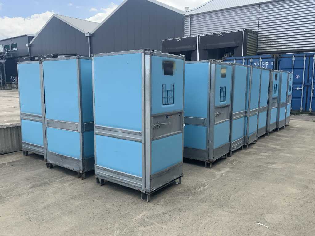 Batch of TKT C-730 thermocontainers (26 pieces)