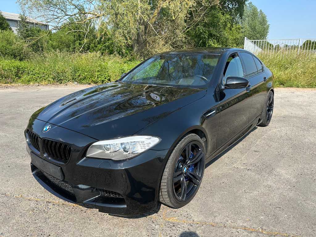 BMW - M5 - Passenger car