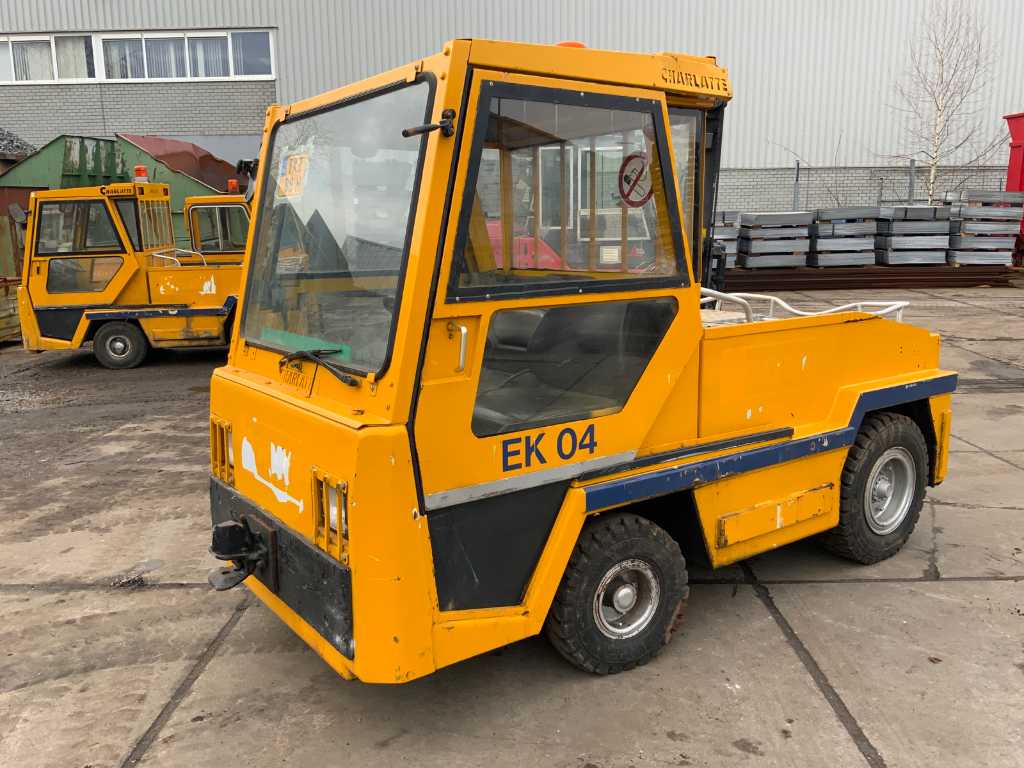 2000 Charlatte T135 Electric Tow Tractor (TKZ-88-H)