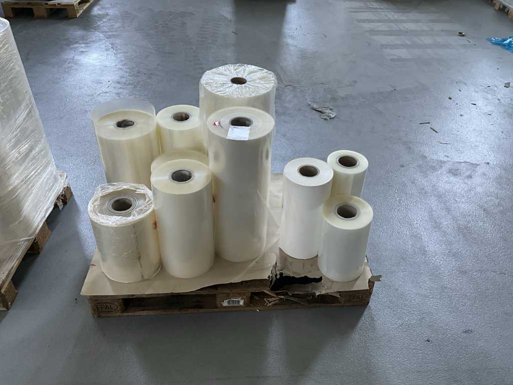 Batch of composite film without printing on pallet