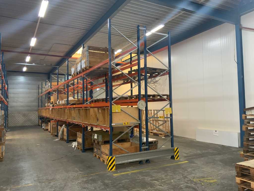 Polypal - 14 sections pallet racking