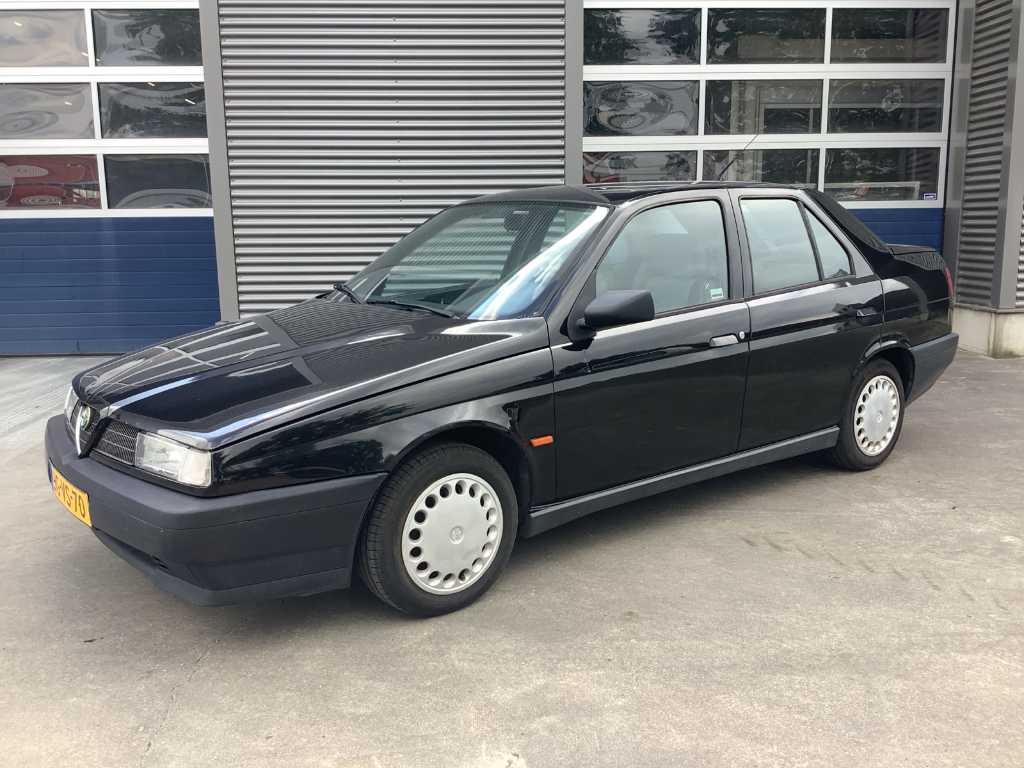 1994 Alfa romeo 155 Passenger car