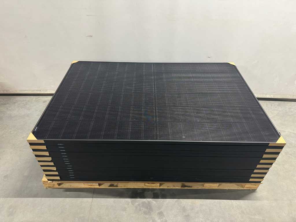 QN - ensemble de 14 panneaux solaires entièrement noirs 420 wp (total 5.880 wp)