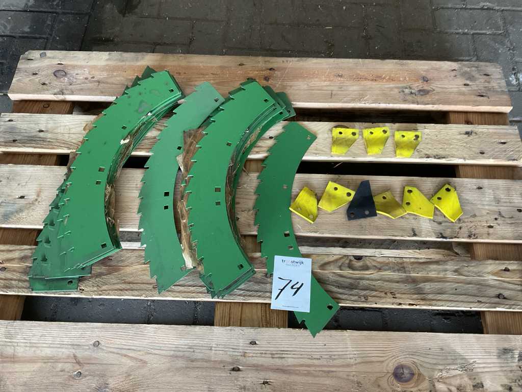 Batch of Kemper saws and wipers of cornbill