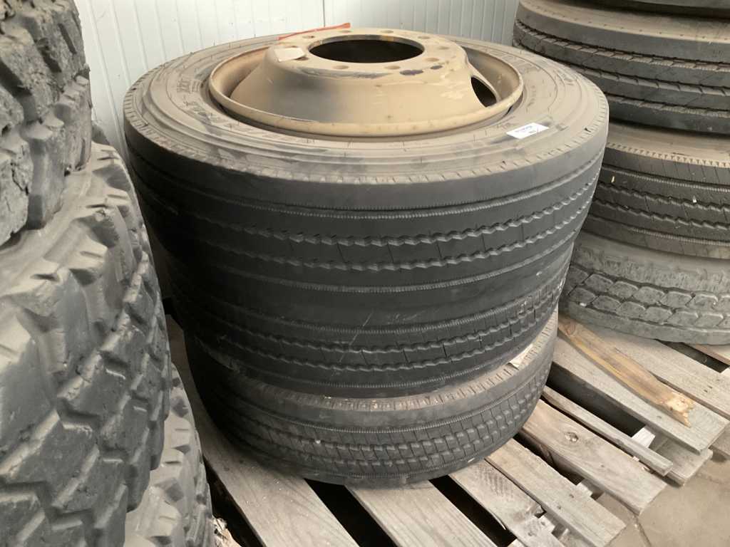Michelin Tire (3x)