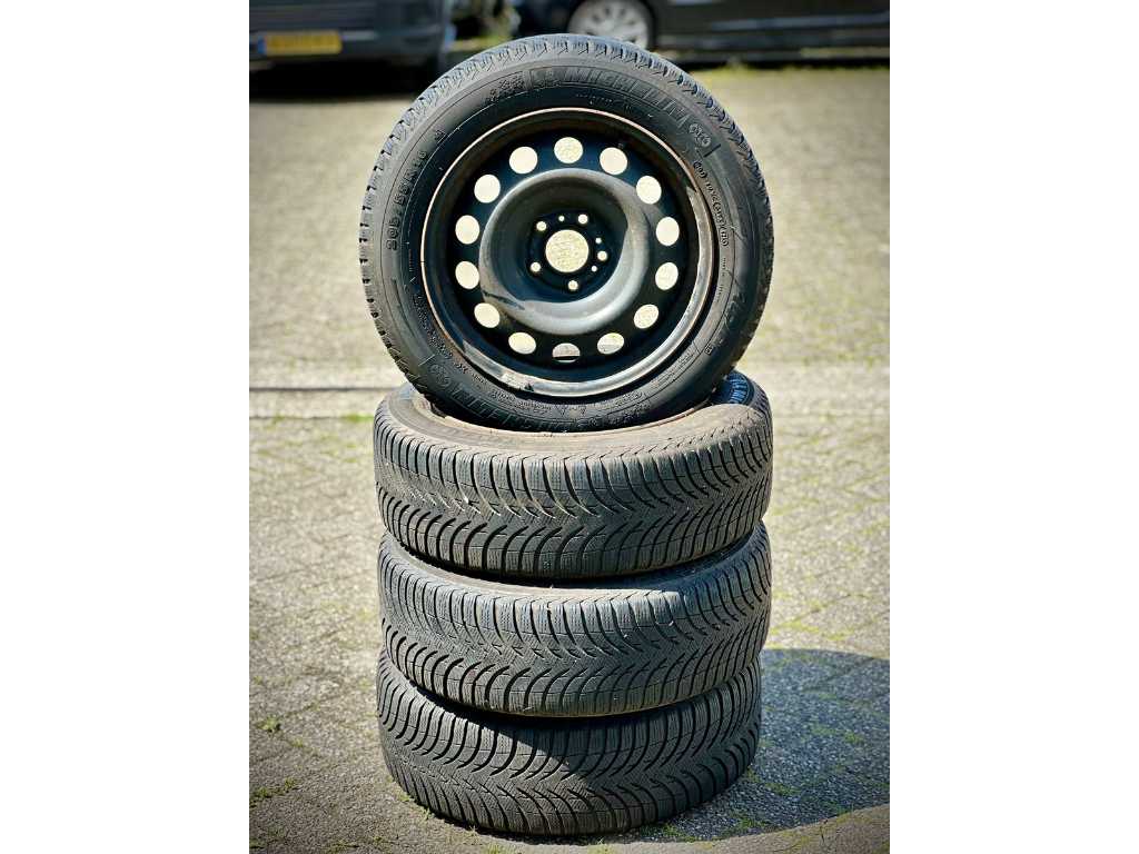 Michelin Alpin 205/55 R16 Car Tire Set