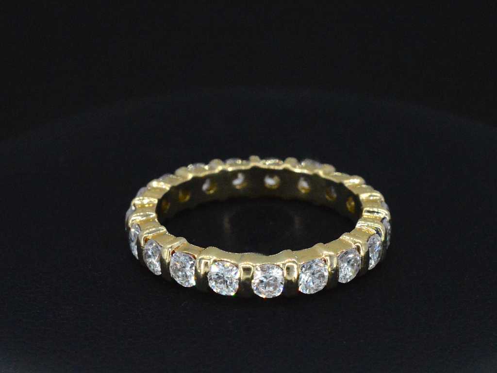 Gouden alliance ring met diamanten