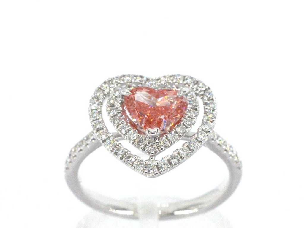 White gold entrourage ring with a pink heart shape diamond