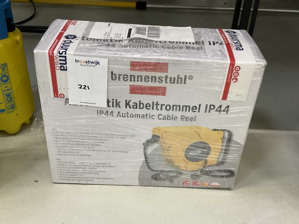 Brennenstuhl Automatic cable reel