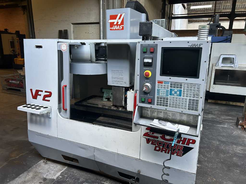 2001 Haas VF-2HE Centre d’usinage CNC