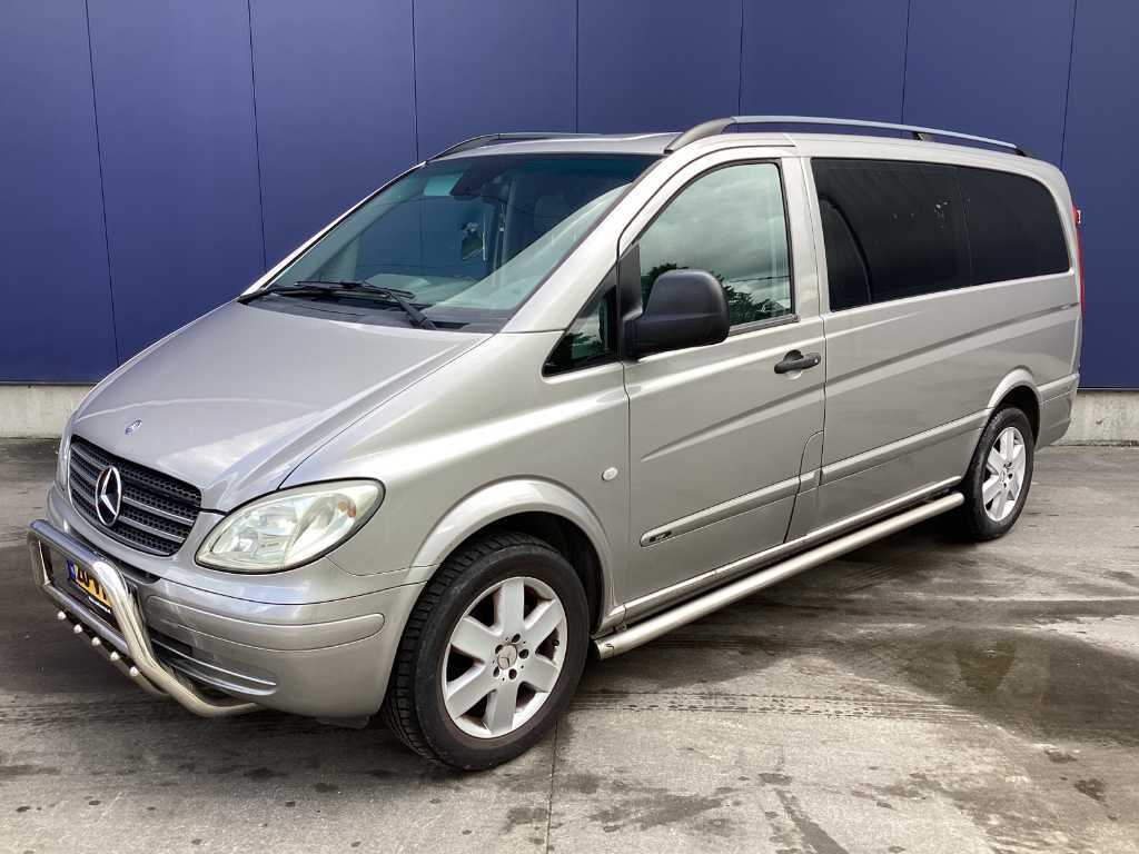 Mercedes-benz vito commercial vehicle