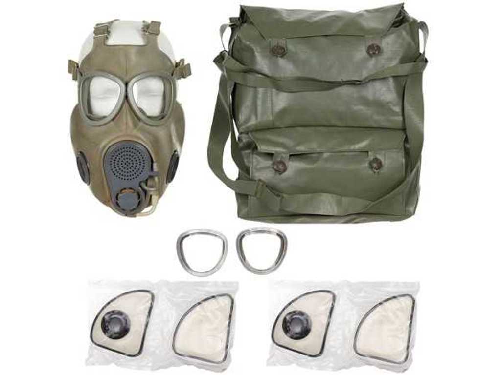 Masque à gaz de l’armée tchèque M10M avec filtres et sac