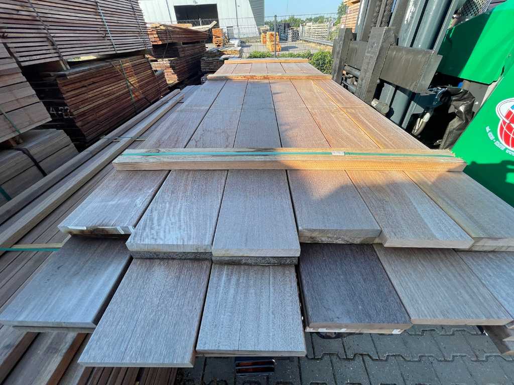 Ipé hardwood planks planed 21x145mm, length 44/275cm 13/305cm 34/245cm (91x)