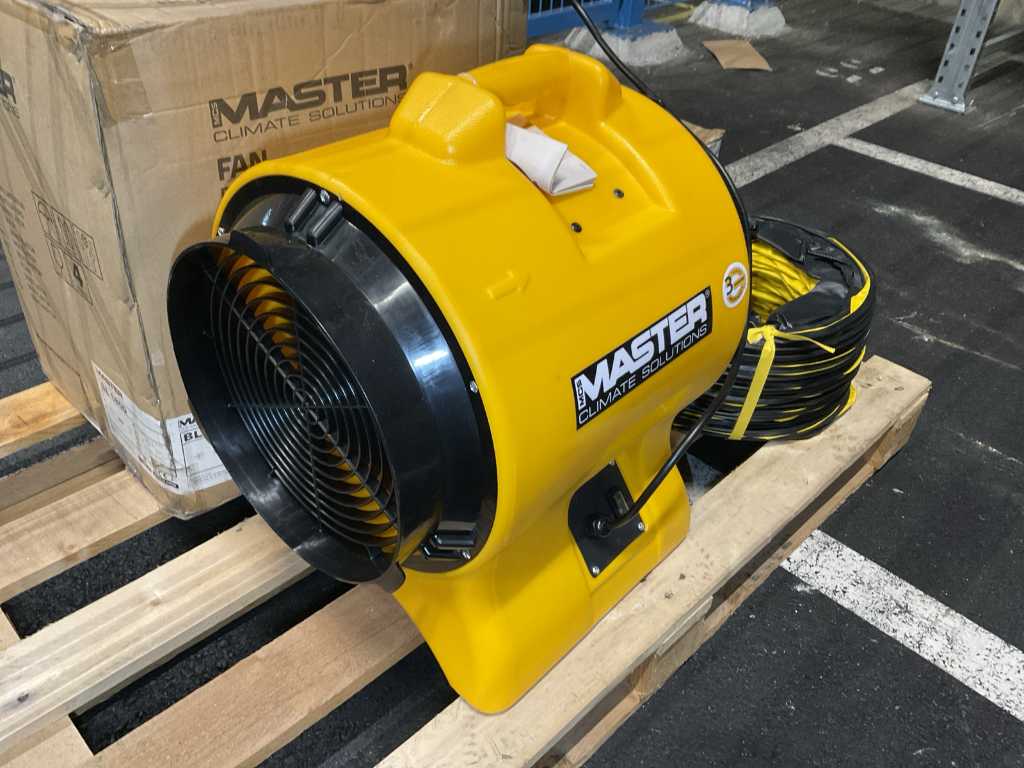 2022 Master BL 6800 Ventilator