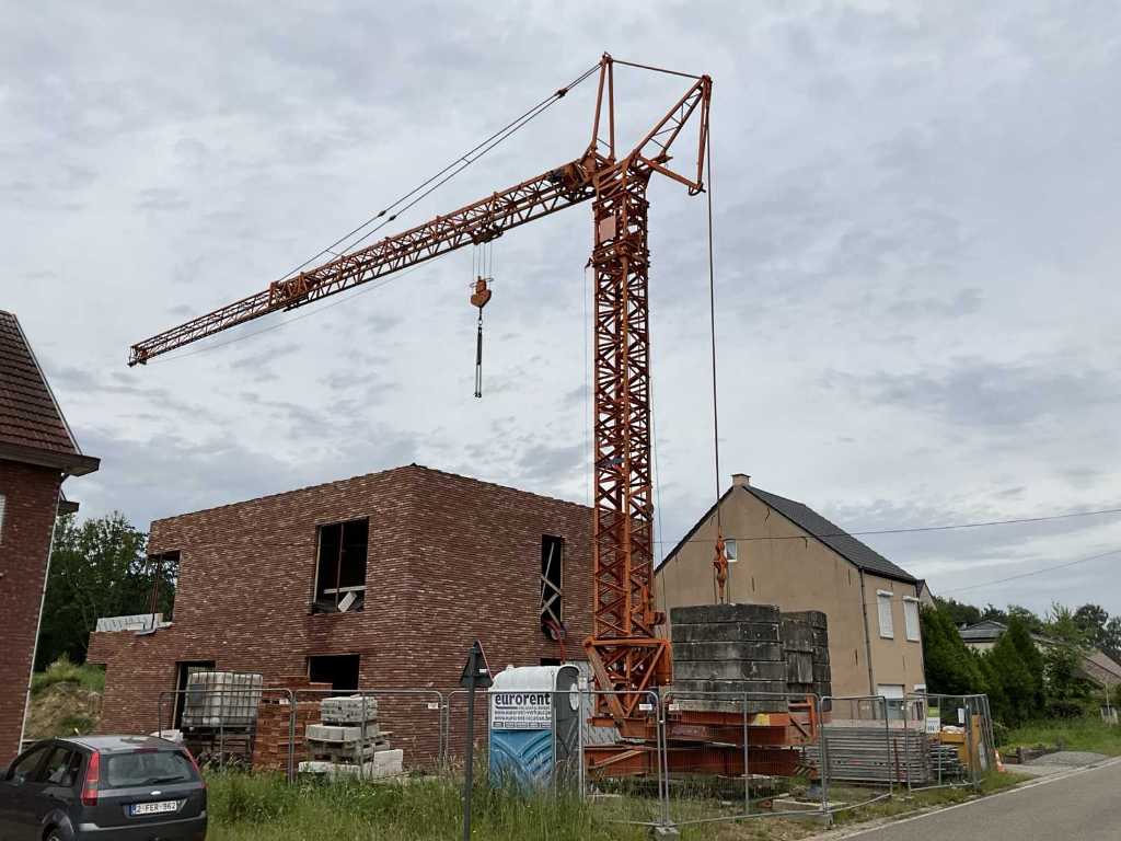 Sale of Arcomet construction cranes due to bankruptcy of Cemico II