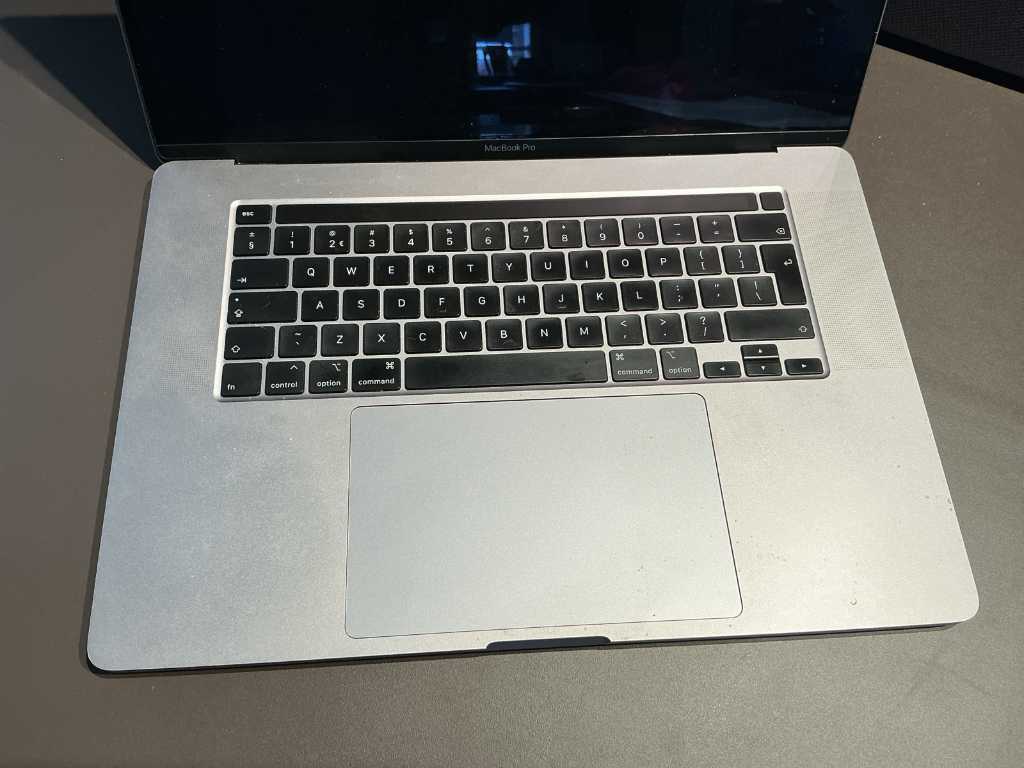 Ordinateur portable Apple Macbook Pro 15 pouces (A2141)