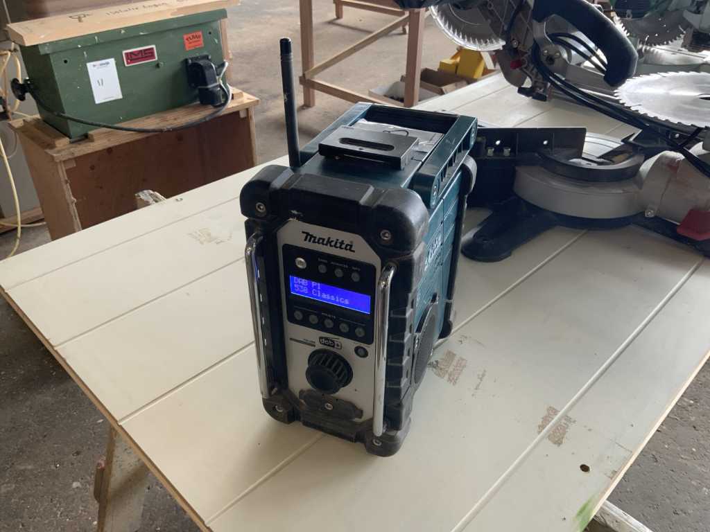 Makita DMR110N DAB+ Battery Radio