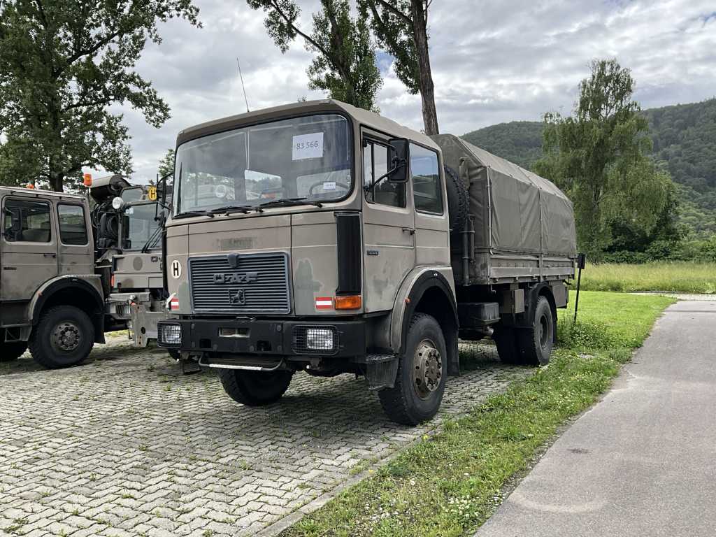 1987 ÖAF 19.281 Dekontanimations vrachtwagen met laadklep