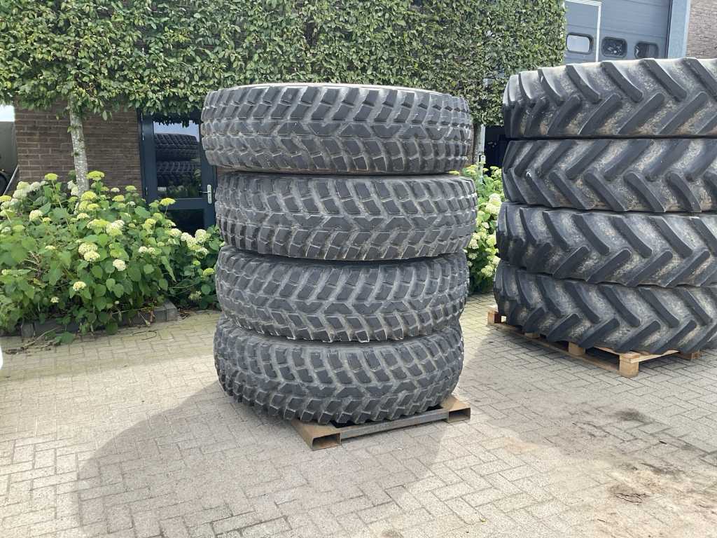 Set of culture tyres (4x)