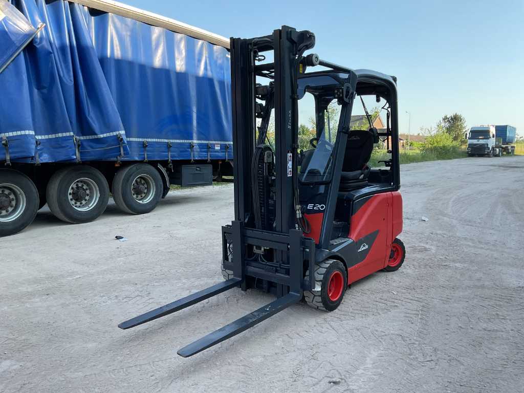 2015 Linde E20PH-02 Meeneemheftruck
