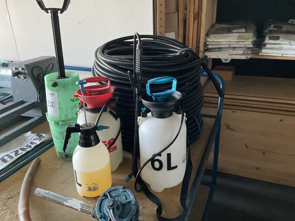 Miscellaneous Batch Hand Sprayers and Hoses