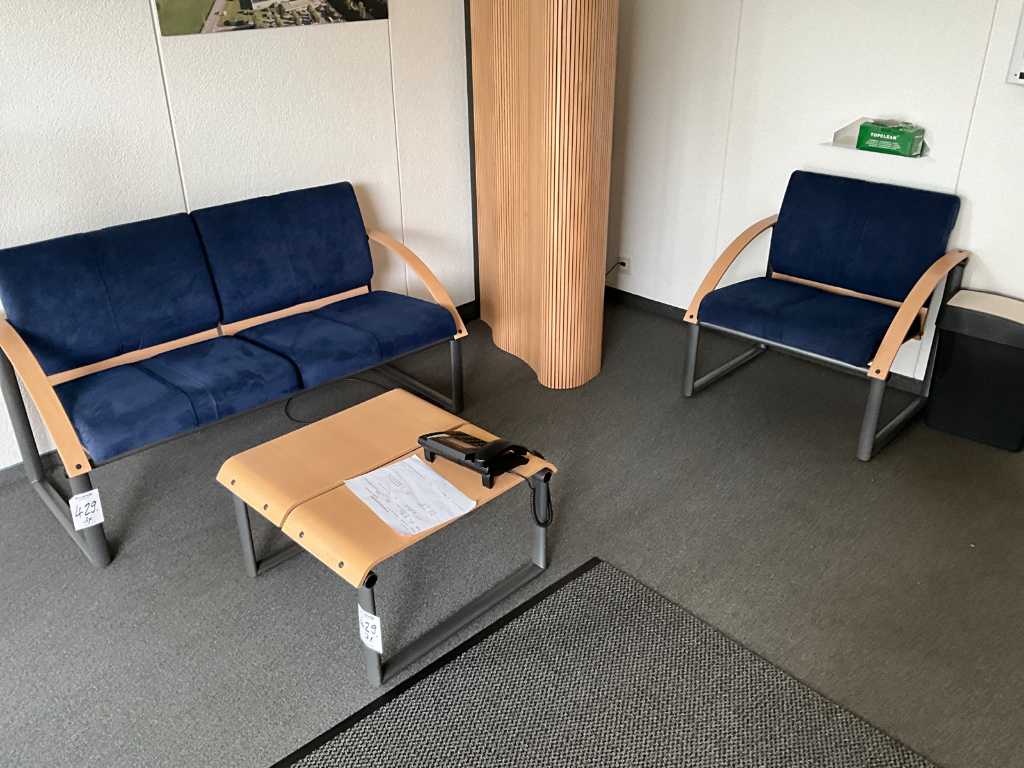 Giroflex Post Furniture Reception Area
