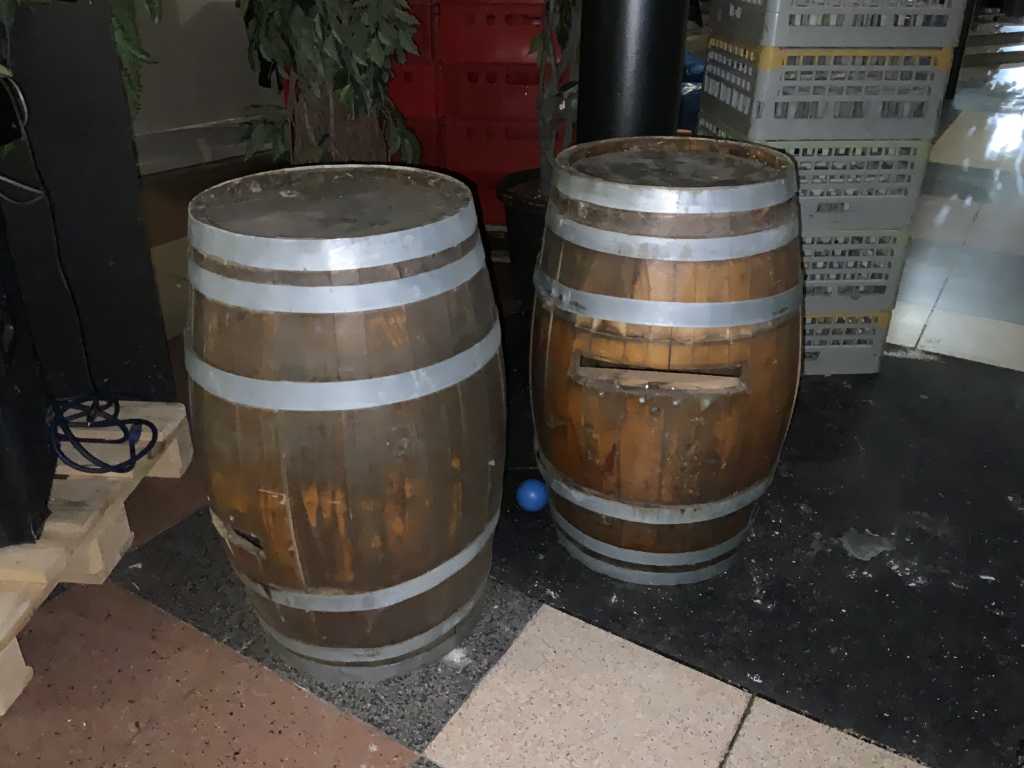 Decoration wooden barrel (2x)